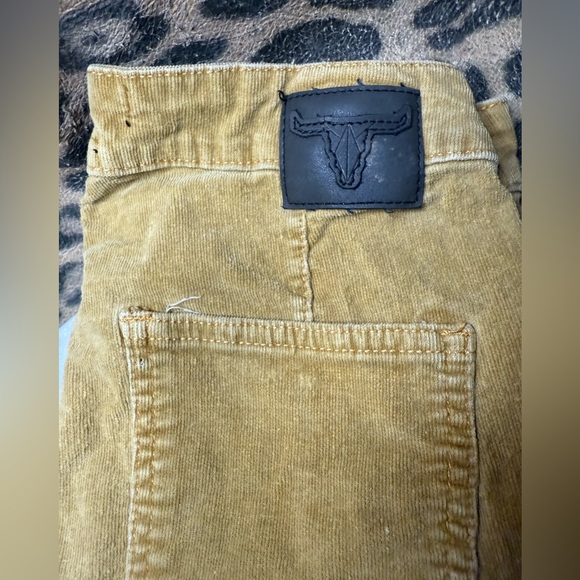 L&B Mustard Corduroy Bellbottom Women’s Size 6/32  Flare Pants - Picture 4 of 4